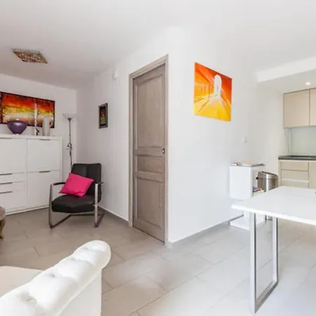 Διαμέρισμα Maison De - Casa Mezanaccia Avec Terrasse Fleurie Meuble Tourisme 3 Etoiles *